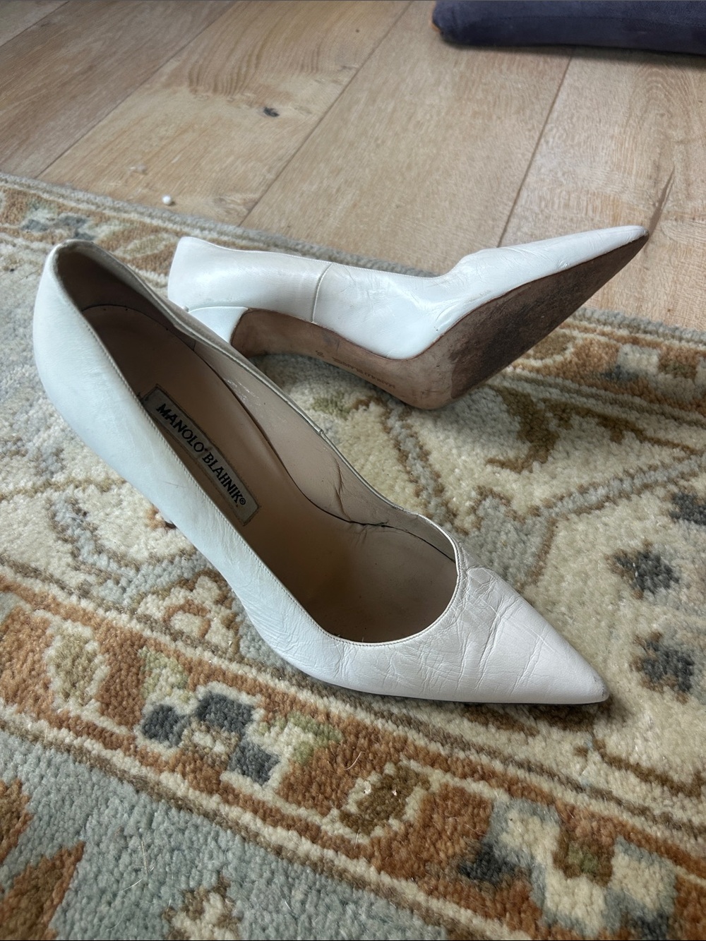 Manolo Blahnik Ivory Pointed-Toe Leather Pumps